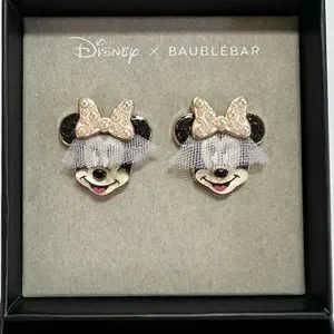 【Baublebar】★ピアス★ Minnie Here Comes The Bride Earrings s_wp_65e774a192e4911d39c91618.webp